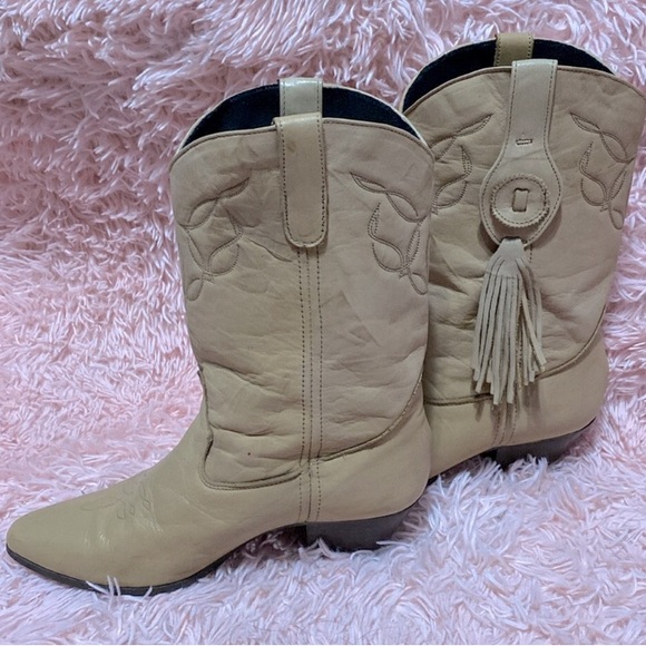 Vintage Laredo Boots - Picture 3 of 17